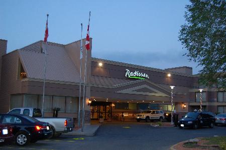 Radisson Hotel Sudbury 01.[1]